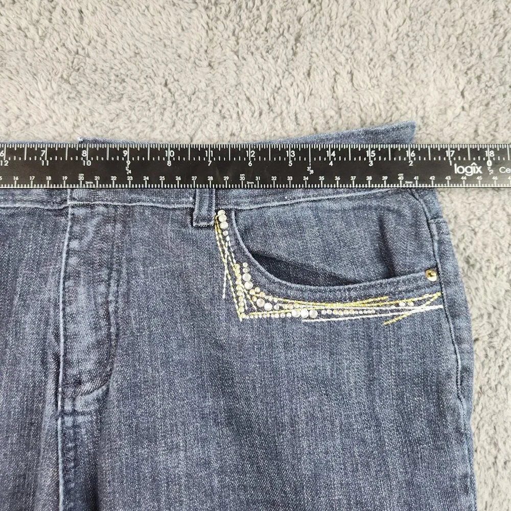 Women's Bootcut Mid Rise Dark Wash Jeans Size 14 Blue Embroidered Embellished - Picture 4 of 9